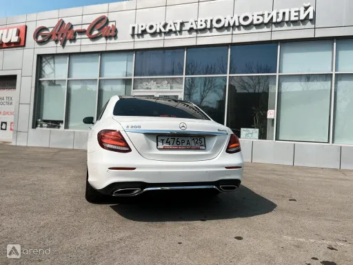 Mercedes-Benz E-Класс, фото-1
