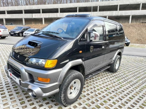 Mitsubishi Delica