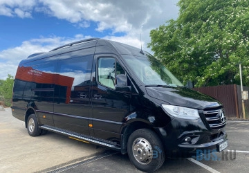 Mercedes-Benz Sprinter 907