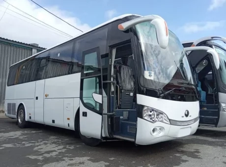 YUTONG ZK6938HB9