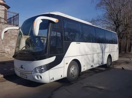 YUTONG ZK6938HB9