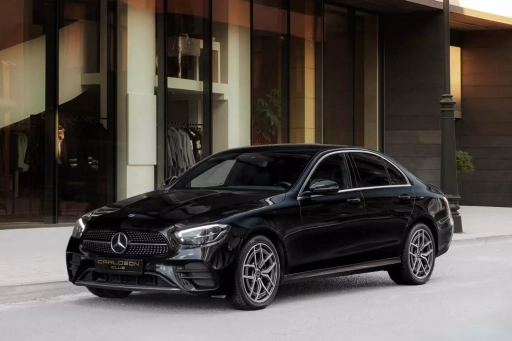 Mercedes-Benz E200