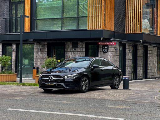 Mercedes-Benz CLA