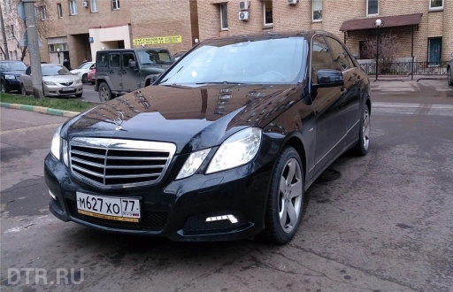 Mercedes-Benz E - 212