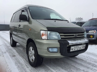 Toyota Town Ace Noah