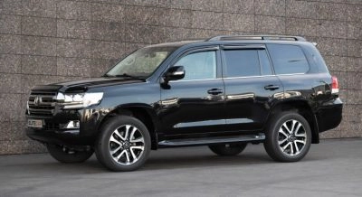 Toyota Land Cruiser 200