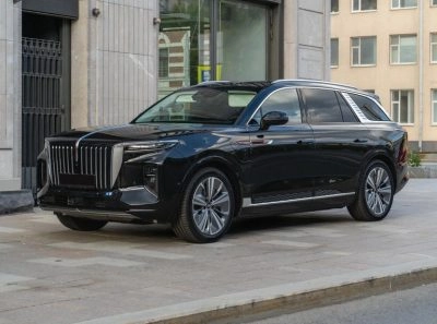 Hongqi E-HS9