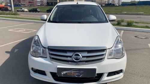 Nissan Almera