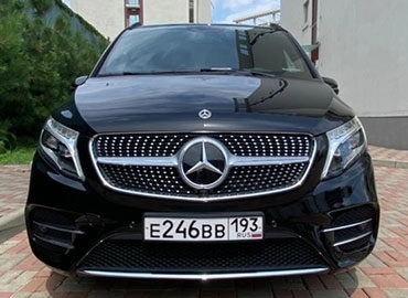 Mercedes-Benz V250