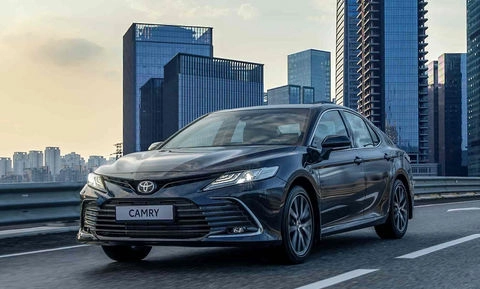 TOYOTA CAMRY