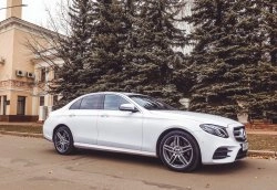 Mercedes-Benz E