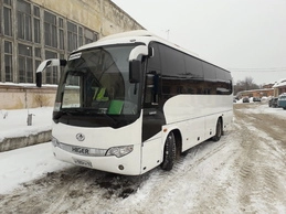 HIGER 6885