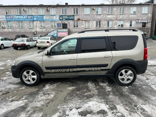 Lada Largus Cross