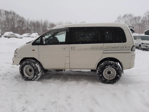 Mitsubishi Delica