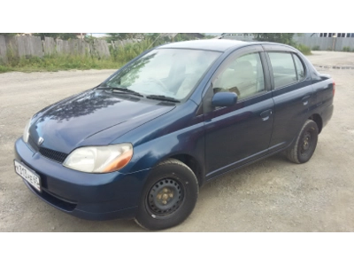 Toyota Platz