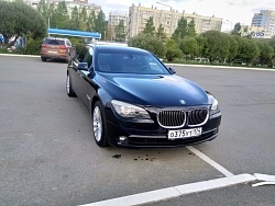 BMW 750