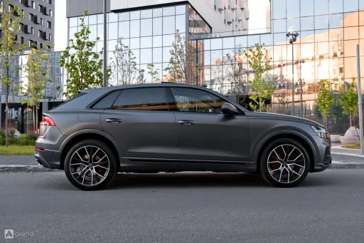 Audi Q8, фото-1