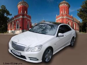 Mercedes-Benz W 212