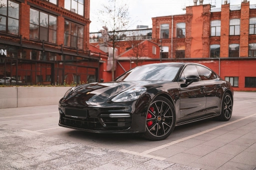 Porsche Panamera GTS