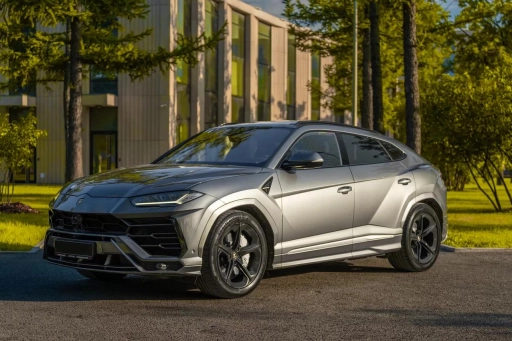 Lamborghini Urus Grey