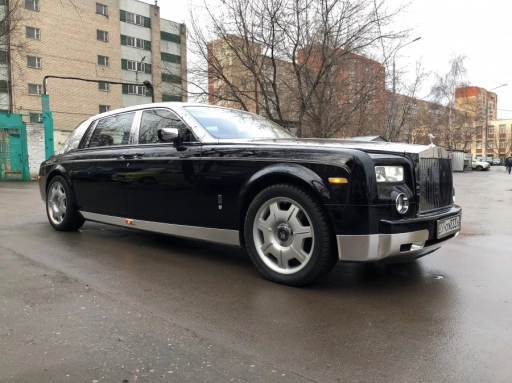 Rolls-Royce Phantom