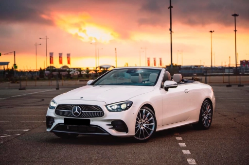 Mercedes-Benz E300