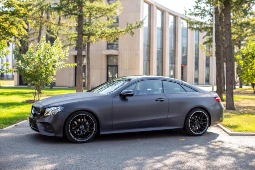 Mercedes-Benz E 200 Coupe