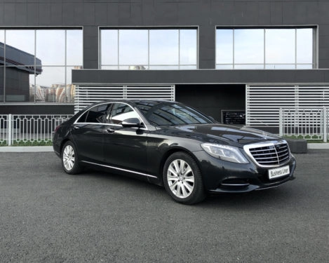 Mercedes-Benz S