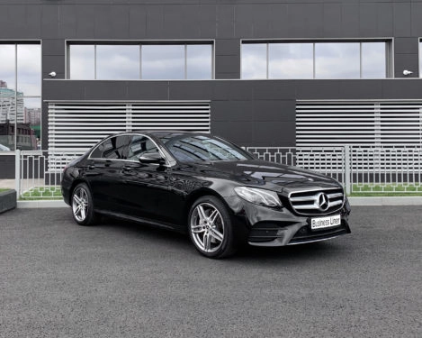 Mercedes-Benz E