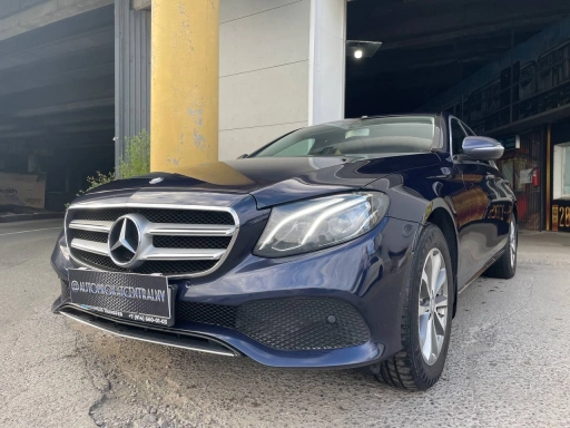 Mercedes-Benz E200