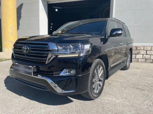 Toyota Land Cruiser 200