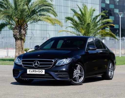 Mercedes-Benz E 200