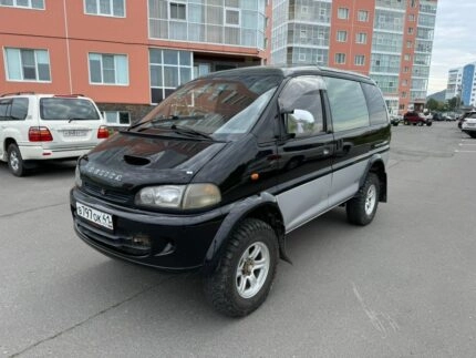 Mitsubishi Delica