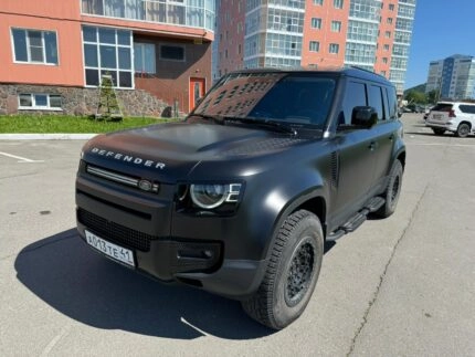 Land Rover Defender