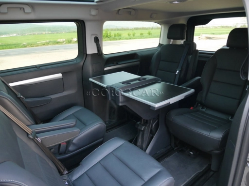 Peugeot Traveller