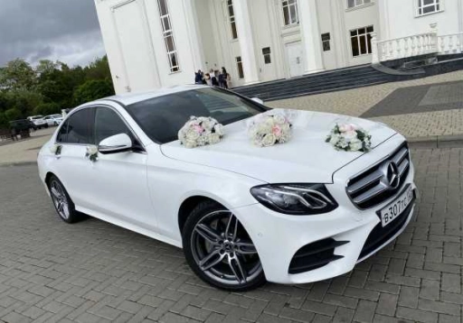 Mercedes-Benz W213