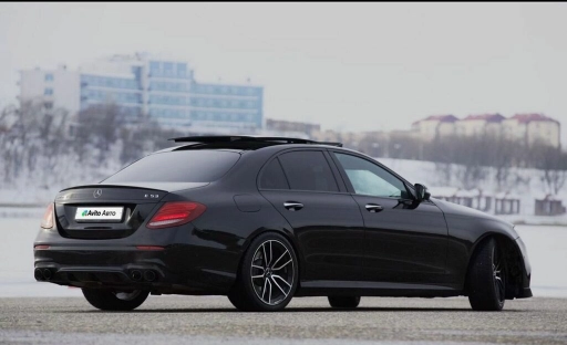 Mercedes-Benz W213 E400