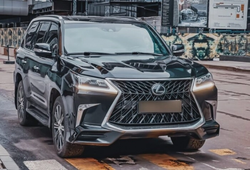 Lexus LX570