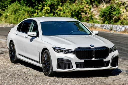 BMW 730