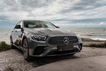 Mercedes-Benz E220d