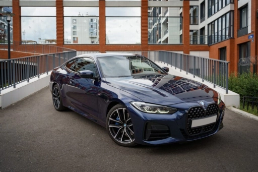 BMW M440i