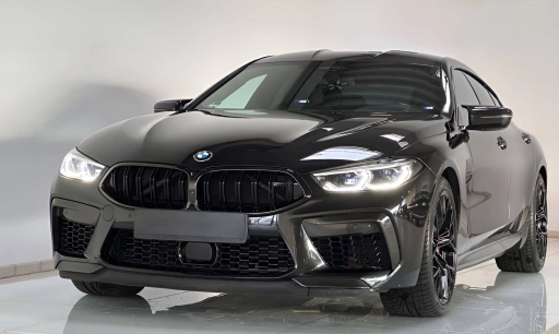 BMW M8