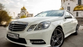 Mercedes-Benz E200
