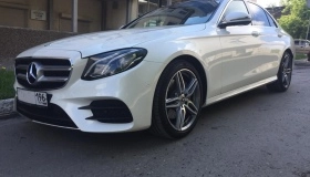 Mercedes-Benz E213