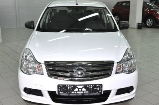 Nissan Almera