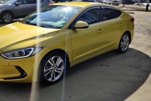 Hyundai Elantra