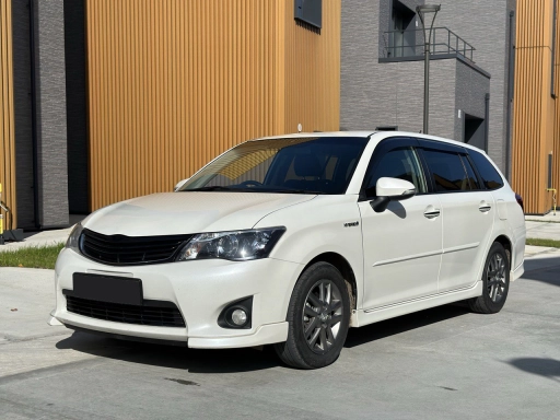 Toyota Fielder Hybrid