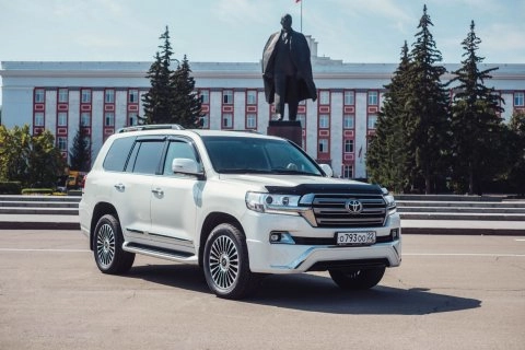 Toyota Land Cruiser