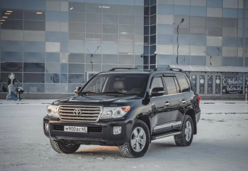 Toyota Land Cruiser 200