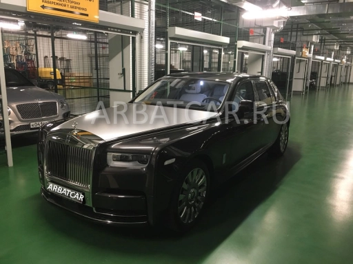 Rolls-Royce Phantom